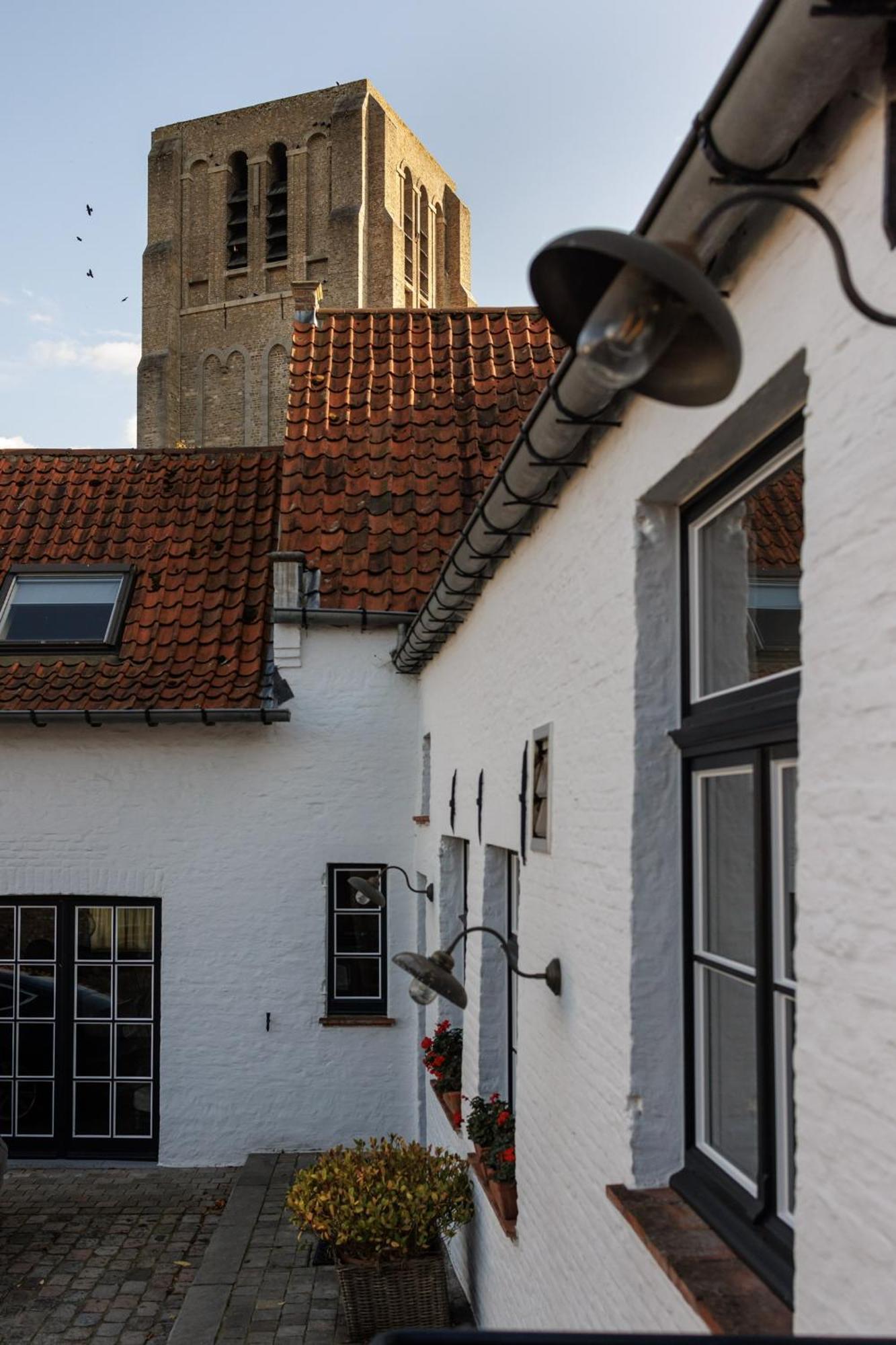 De Levensboom - Het Oud Gemeentehuis Damme Exterior photo